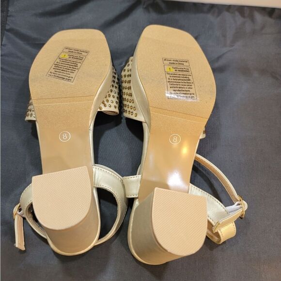 BRAND NEW WELLSFOUNTN RHINESTONE BOWNOT BLOCK HEEL OPEN-TOE SANDAL G1 - Picture 15 of 15